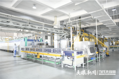 義龍新區(qū)振華新材料鋰離子電池正極材料生產(chǎn)線（三期）1月完成投資1.12億元，技術(shù)服務(wù)賦能產(chǎn)業(yè)升級(jí)